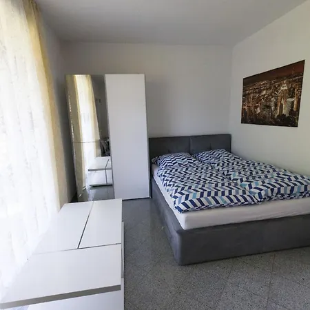 Apartment In Mit Terrasse- Garten Und Grill By Interhome