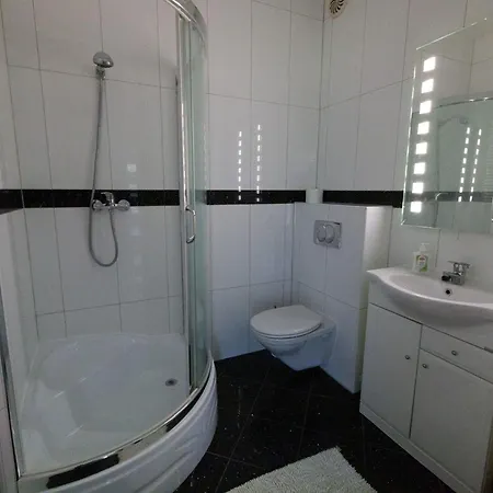 Apartment In Mit Terrasse- Garten Und Grill By Interhome *